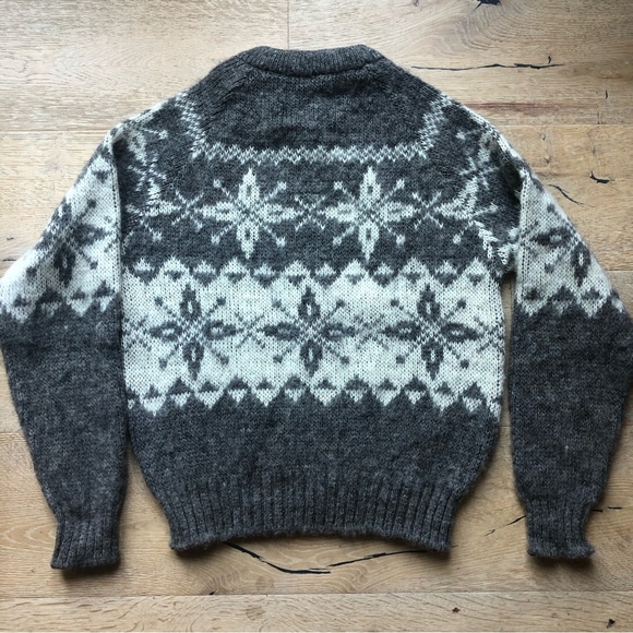 Stunning Vintage Fair Isle Snow flakes Nordic style virgin wool sweater size M - Picture 7 of 9